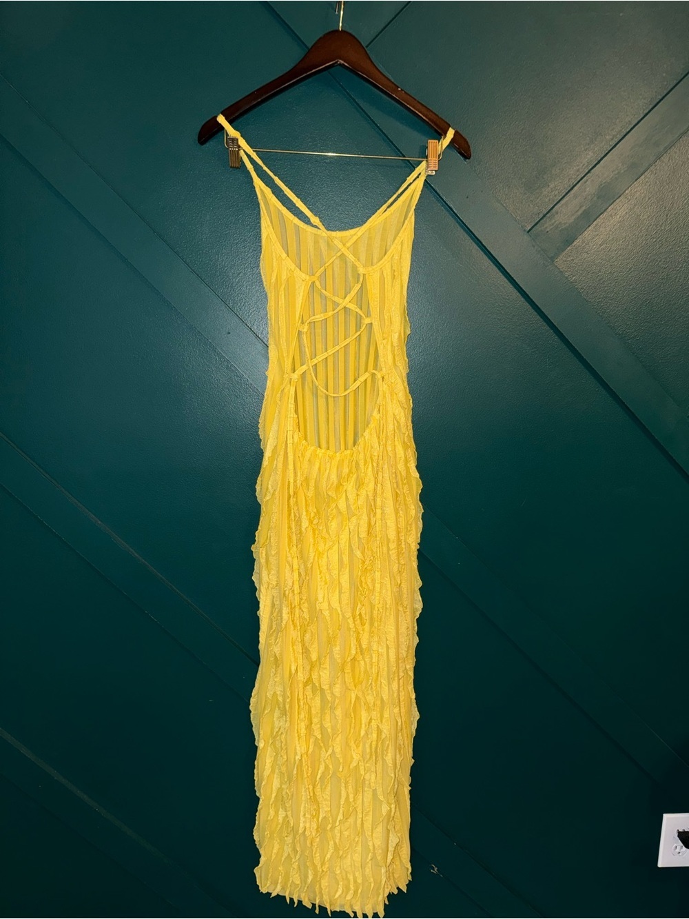 SHEIN Neon Yellow Textured Maxi Dress with Spaghetti Straps - Picture 3 of 8